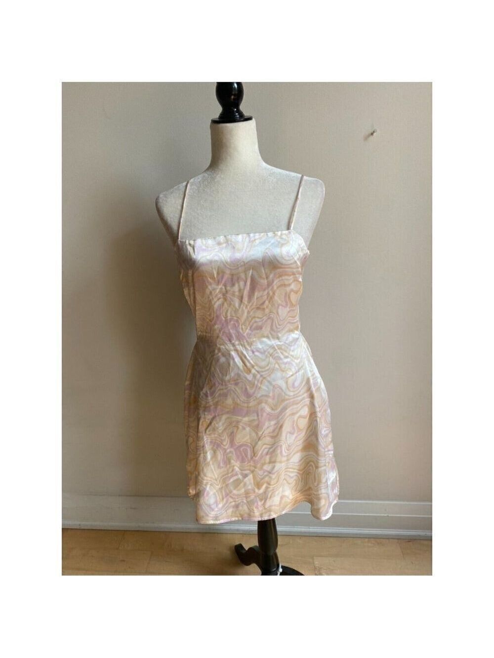ELODIE Women mini Dress BNWOT sz Large NEW